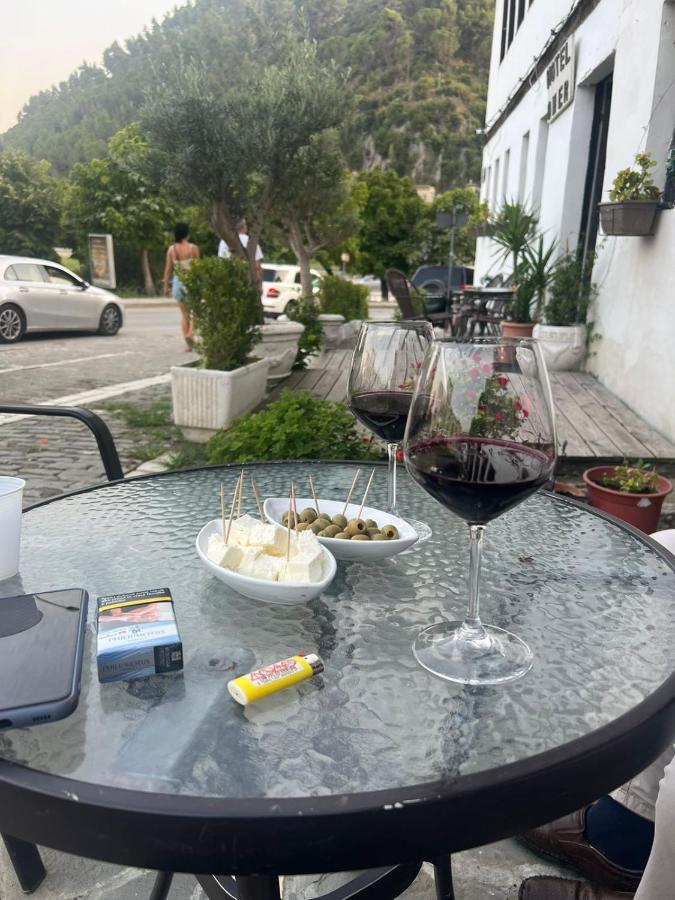 Hotel Omer *